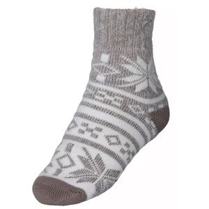 New Cozy Cabin Socks